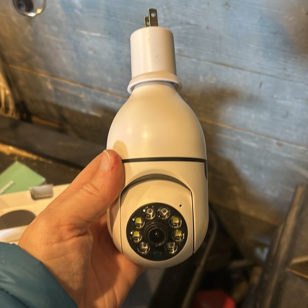 2-pack smart security camera - Picture 2 of 2